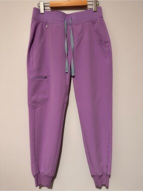 FIGS Zamora Jogger Scrub Pants – Purple/Lavender– XS Petite